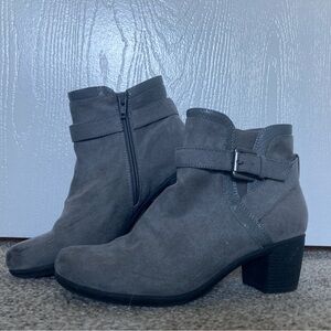 Croft & Barrow Gray Suede Ankle Boots